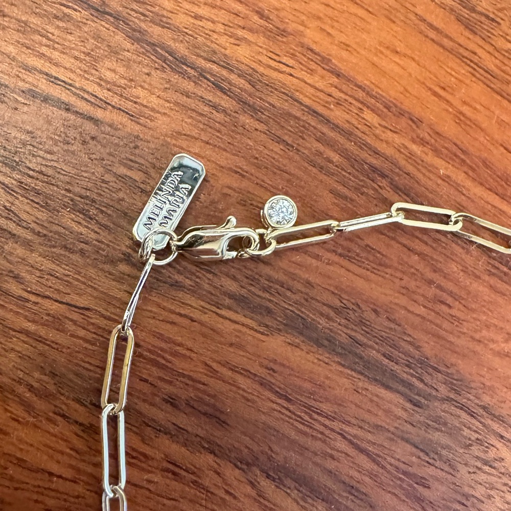 Elegant Gold Necklace with Diamondettes - Picture 7 of 16